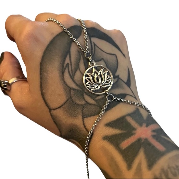 Silverskylight Jewelry - Boho lotus flower charm Hand chain piece slave bracelet adjustable steel